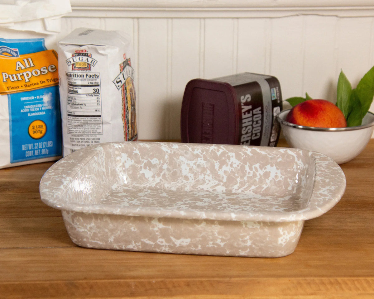 TP53 - Taupe Swirl Brownie Pan 2